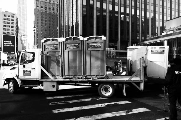 Best Luxury portable toilet rental  in Aberdeen, IN